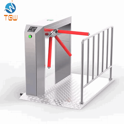Biometric Tripod Turnstile with Facial Recognition for Secure Pedestrian Access Control in Public Transit Hubs and Supermarkets